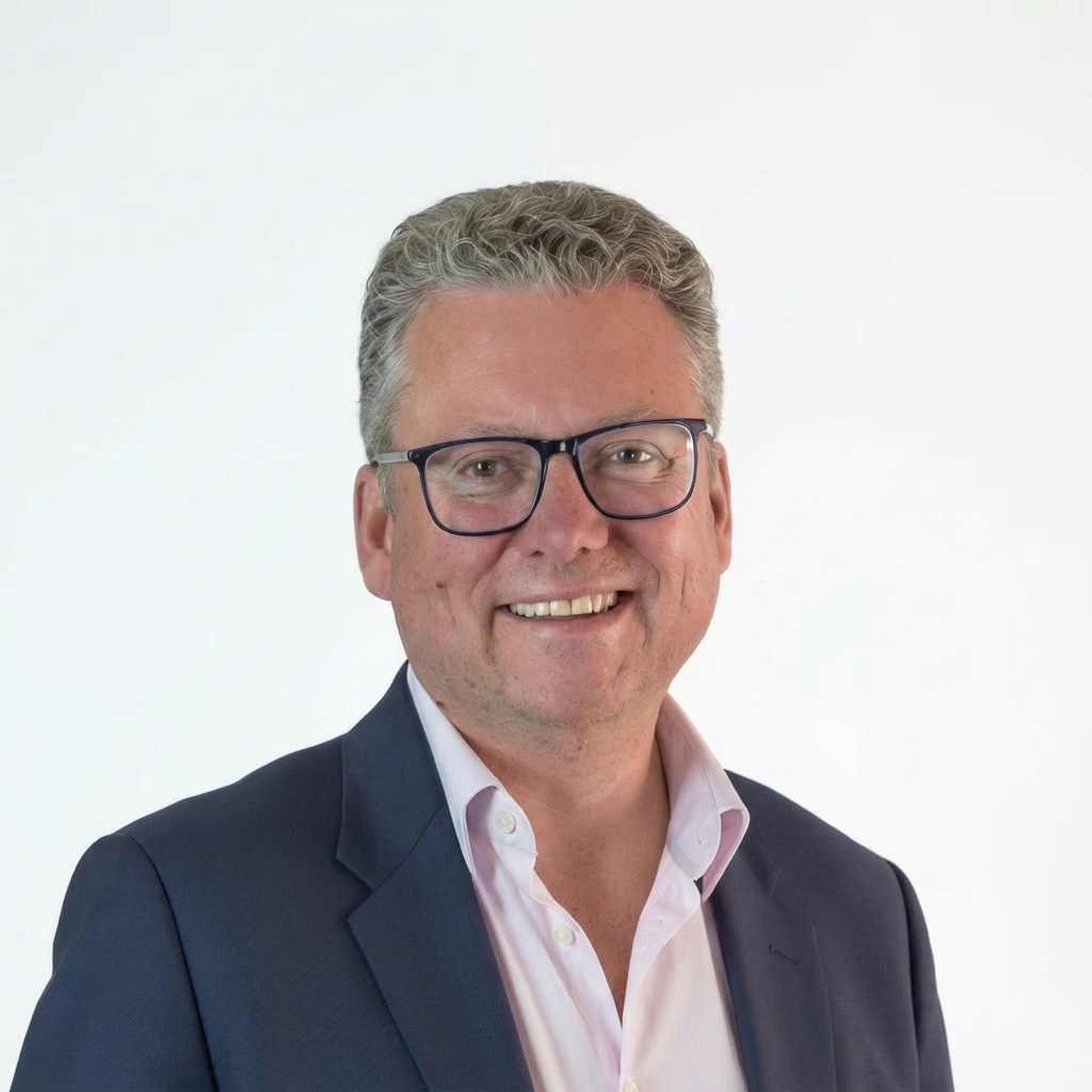 Mark Hayes portrait